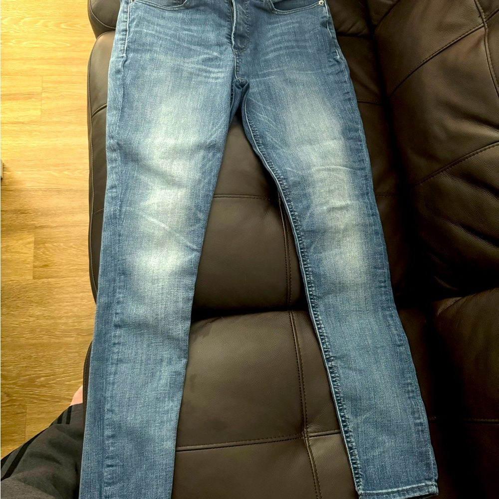 Express jeans!